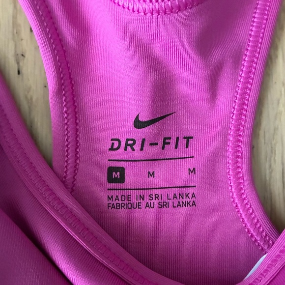 Nike Women's Vibrant Pink Sports Bra M - Picture 8 of 10